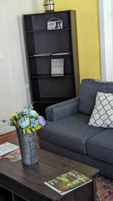 Escape On Hambright'S Alley! Walk 2 Everything! Cyclists Welcome! 1St Fl Unit A Cumberland Exteriör bild