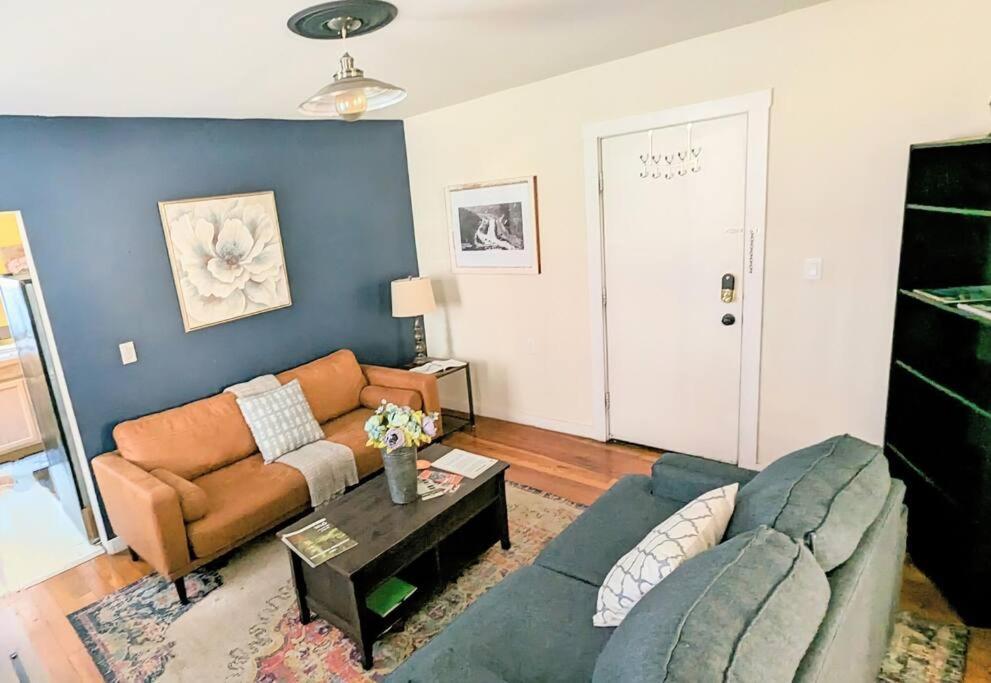 Escape On Hambright'S Alley! Walk 2 Everything! Cyclists Welcome! 1St Fl Unit A Cumberland Exteriör bild